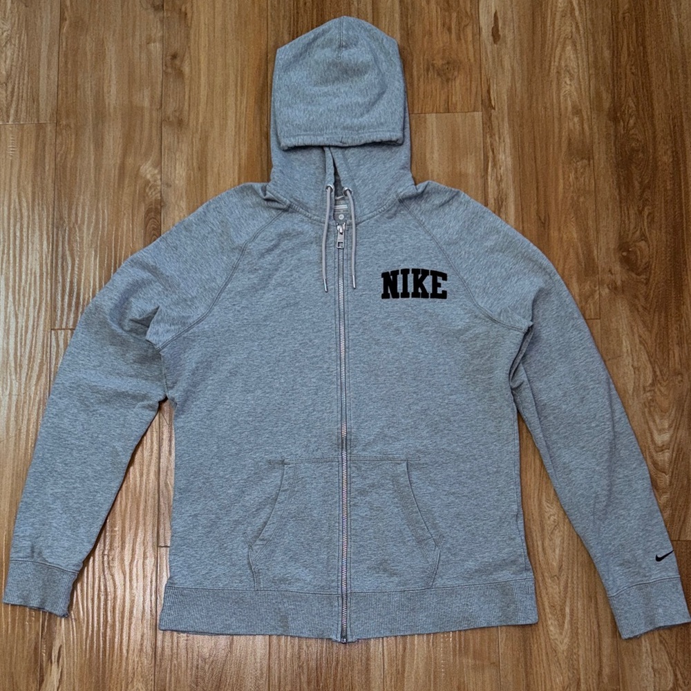 Nike Women’s Heather Gray Full-Zip Hoodie